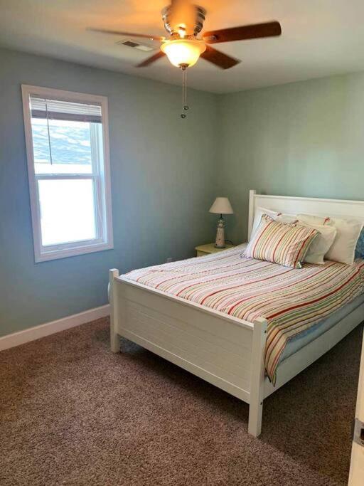 Flip Flop Beach Cottage Carolina Beach Exterior photo